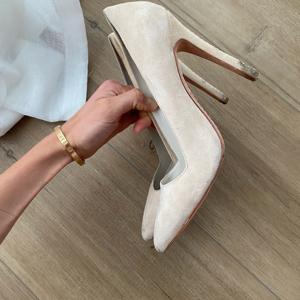 Alice + Olivia Light Pink Suede Pumps - Picture 6 of 10